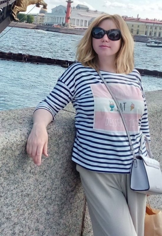 Елена • 50 • Russia
