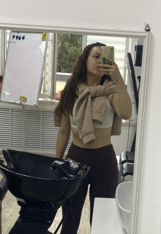 Anna • 29 • Russie