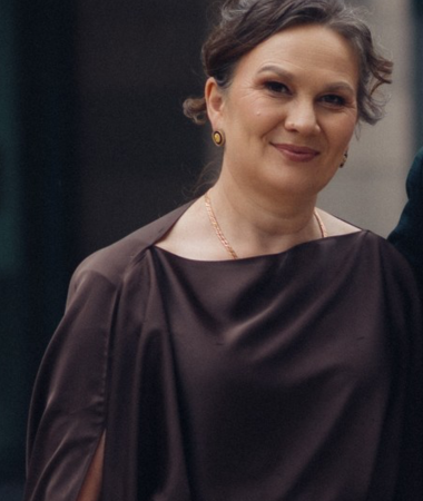 Zulfia, 53