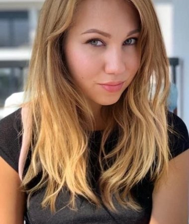 Kira, 40