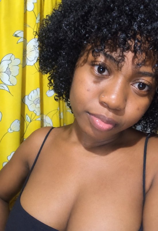 Zunetteh • 24 • Madagascar