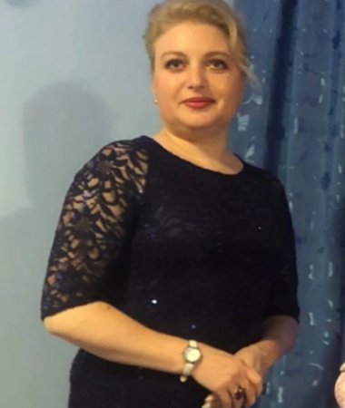 Olga, 48