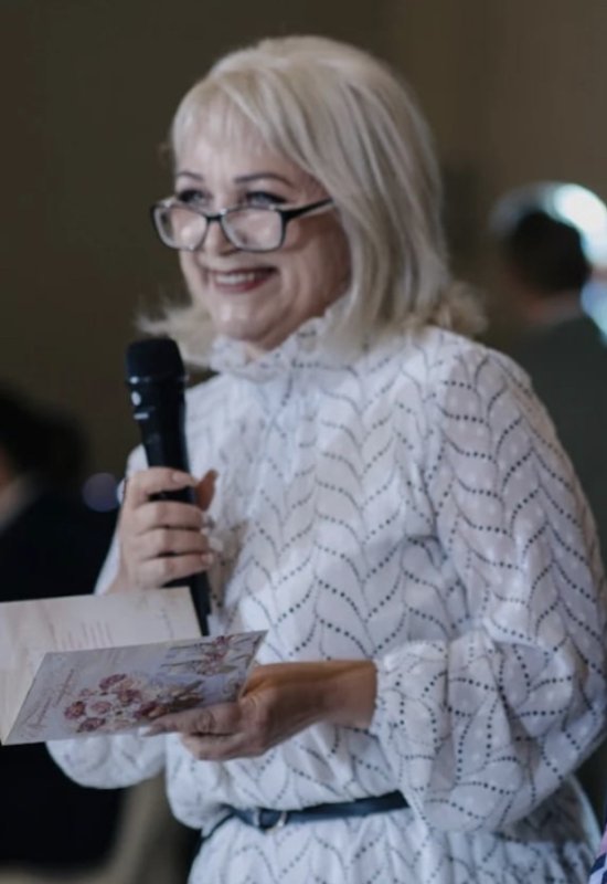 Galina • 57 • Russie