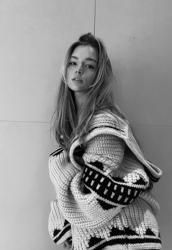 Sasha • 29 • Росія