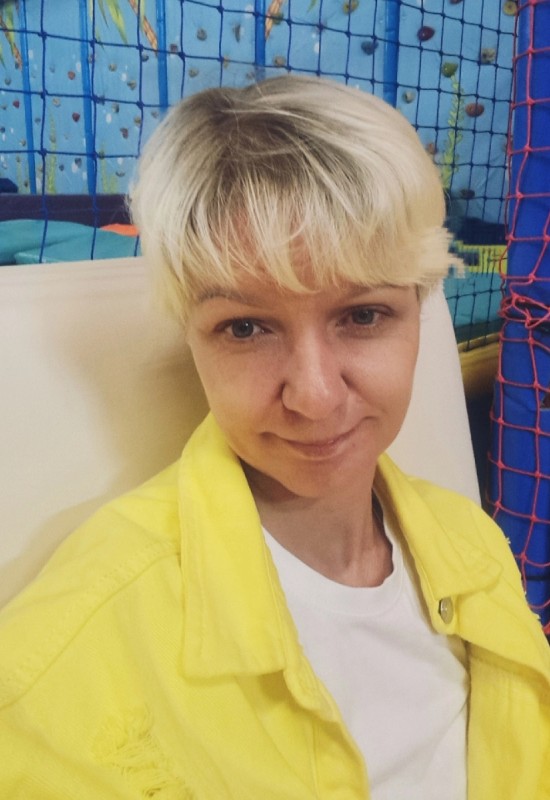 Оxana • 43 • Russia