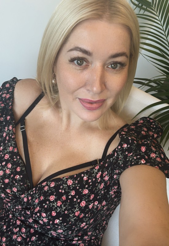 Екатерина • 40 • Росія