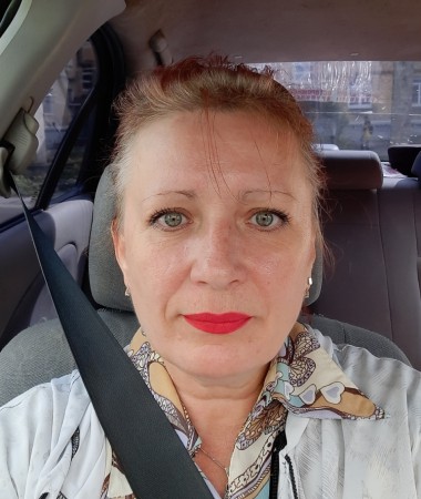 Natalia, 50