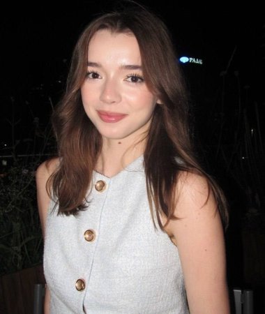 Katya, 27