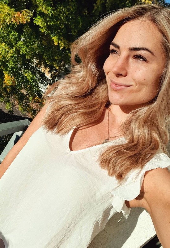 Oksana • 35 • Україна