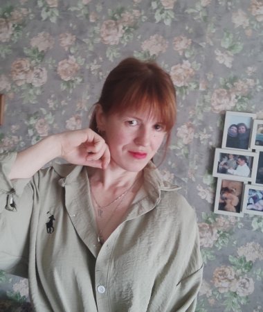 Natalia, 39