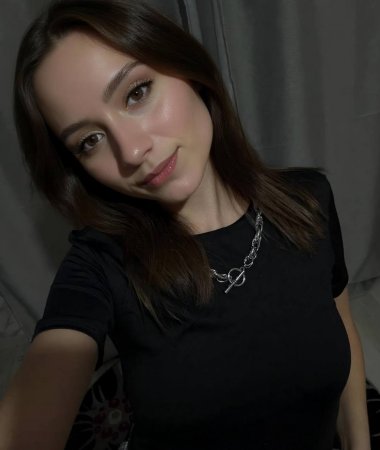 Polina, 31