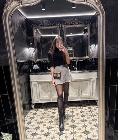 Yaroslava, 31