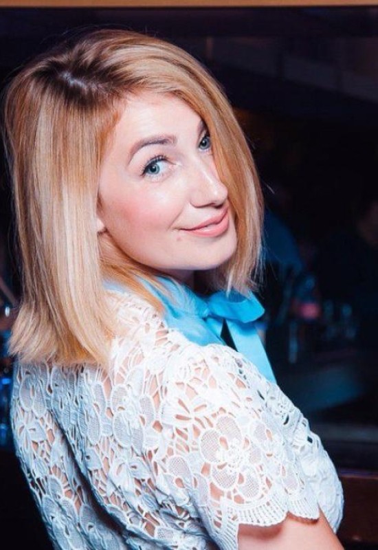 Karina • 44 • Germany