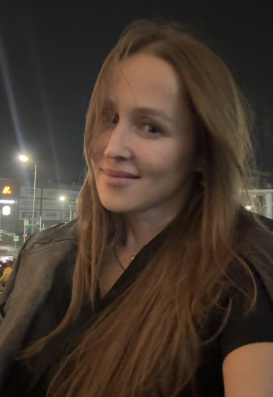 Yulia • 43 • Russie