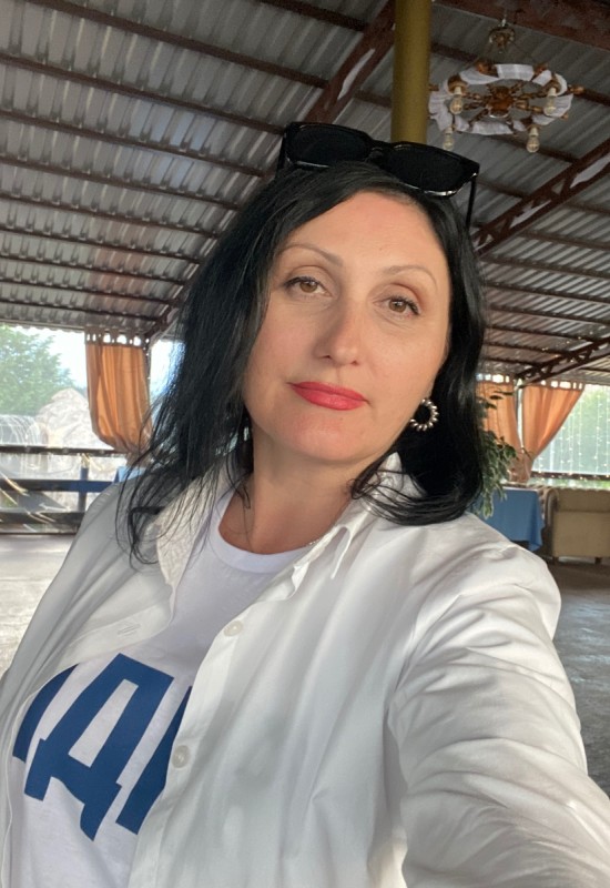 Angelina • 47 • Russie