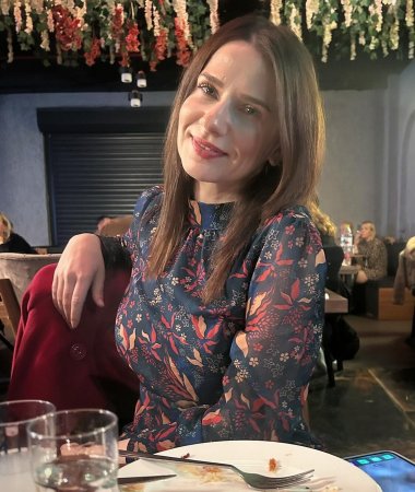 Anastasia, 46