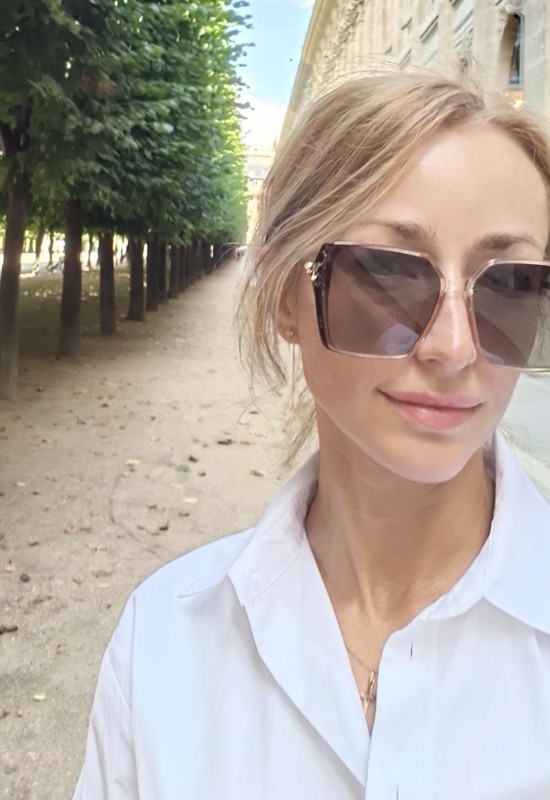 Victoria • 42 • Biélorussie