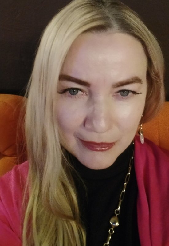 Nika • 45 • Russia
