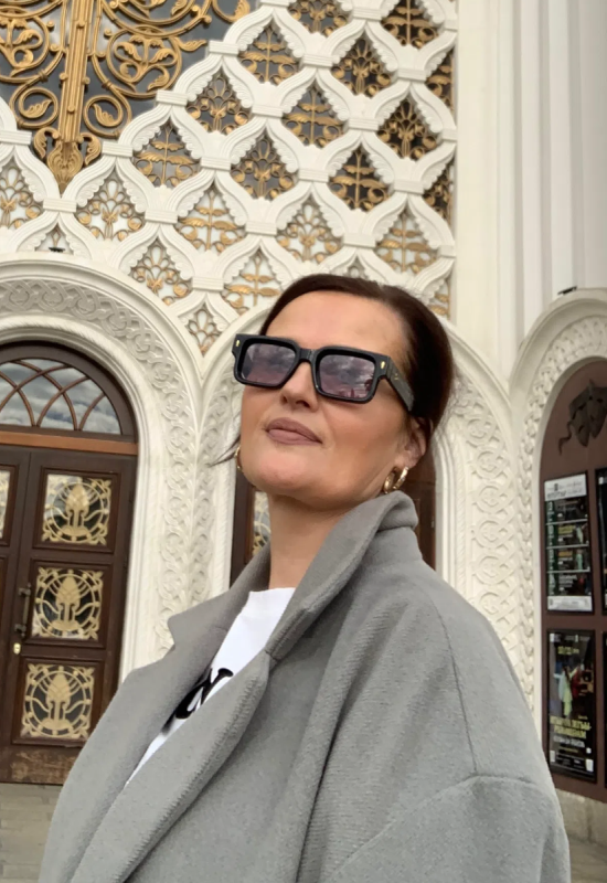 Natali • 52 • Russia