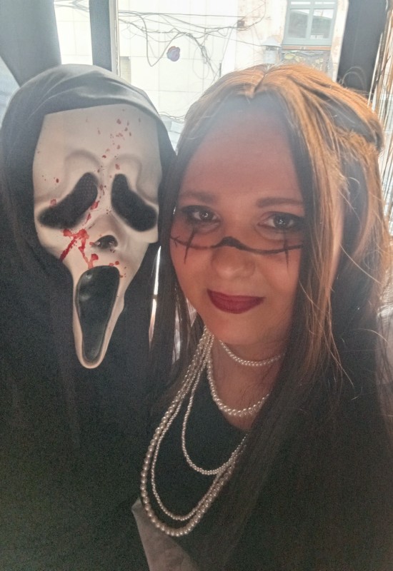 Sarah • 26 • Russie