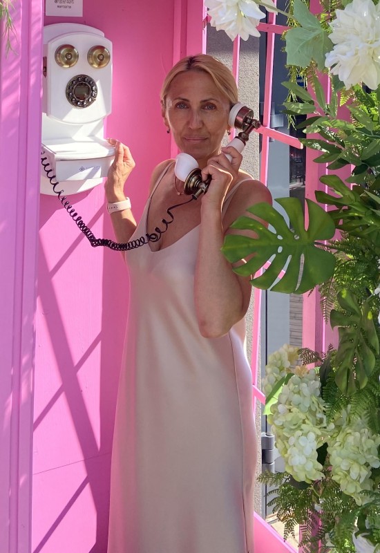 Nelli • 51 • Russia