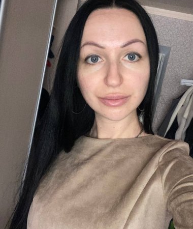 Anastasia, 35
