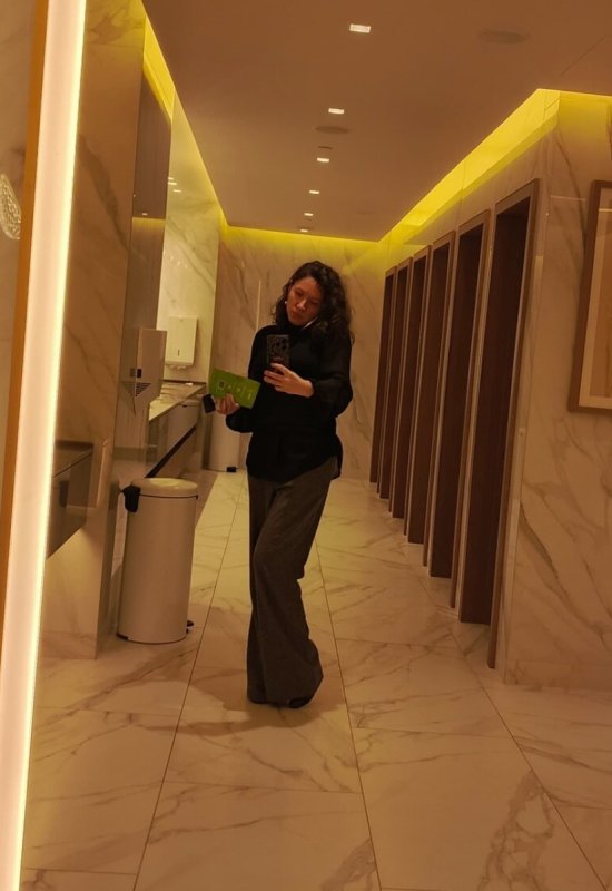 Anna • 45 • Russie