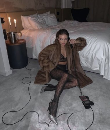 Mary , 22