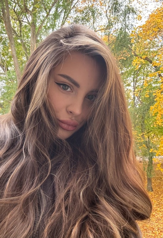 Ann • 27 • Ukraine