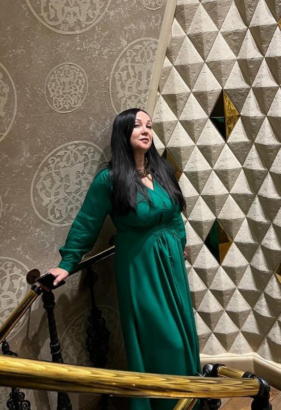 Lina • 49 • Russie