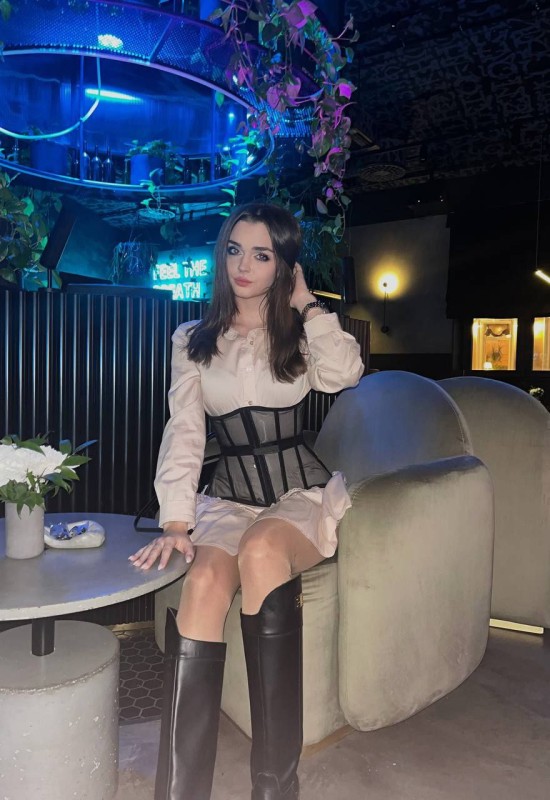 Valeria • 21 • Russie