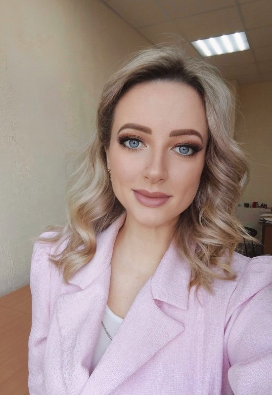 Ekaterina • 31 • Russia