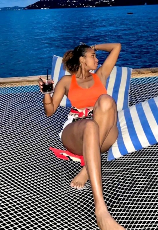 Anna • 27 • Madagascar