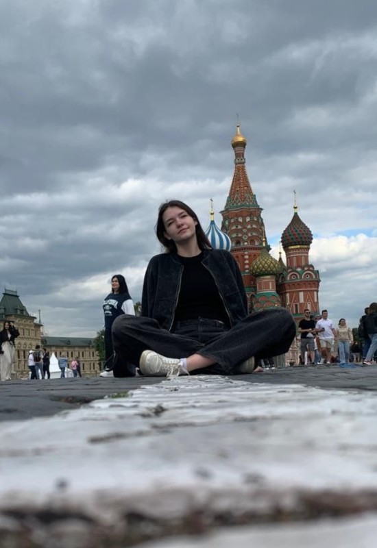 Elya • 19 • Белоруссия