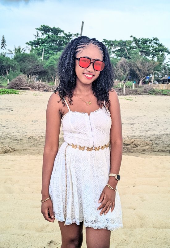 Nicole  • 22 • Madagascar