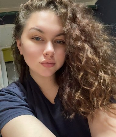 Diana, 21