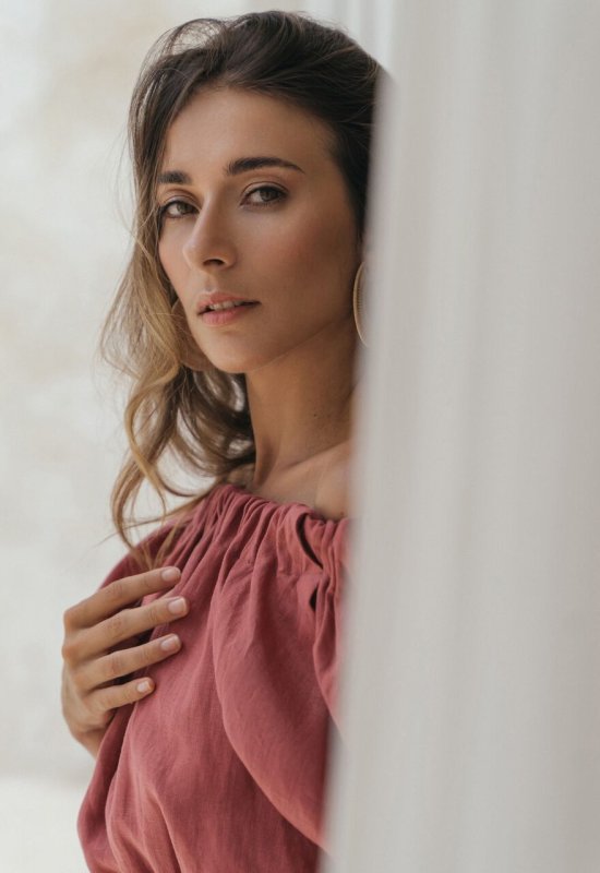 Ira • 36 • Ukraine