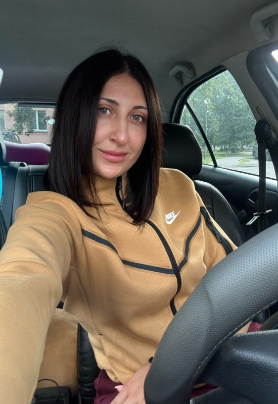 Anastasia • 38 • Білорусь