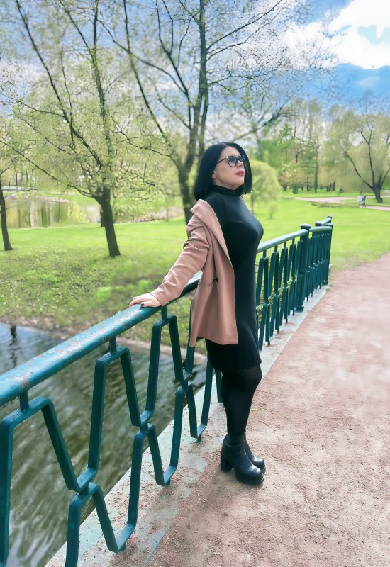 Yulia • 42 • Russie