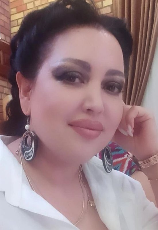 Khilola • 46 • Ouzbékistan