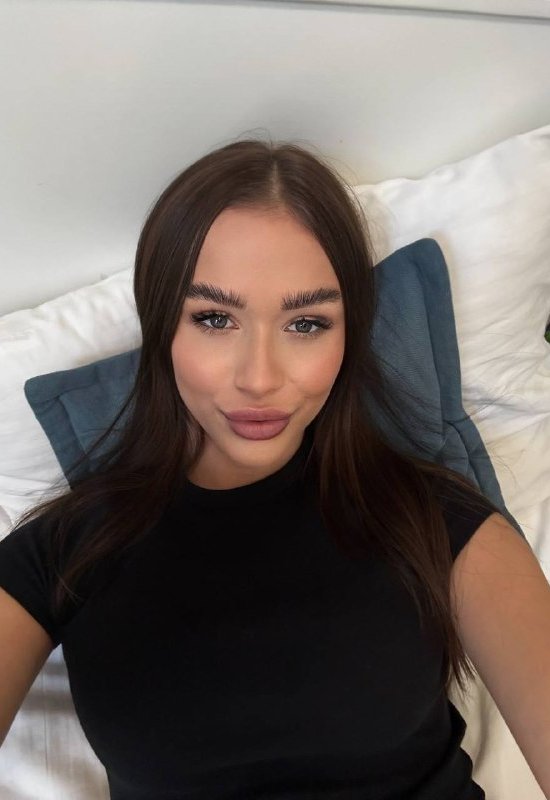 Liza • 25 • Poland