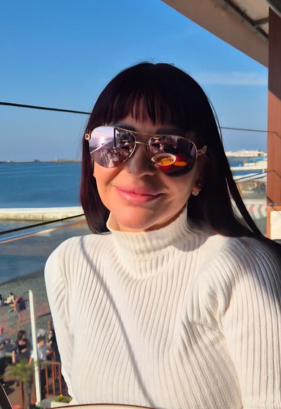 Alexandra • 52 • Germany