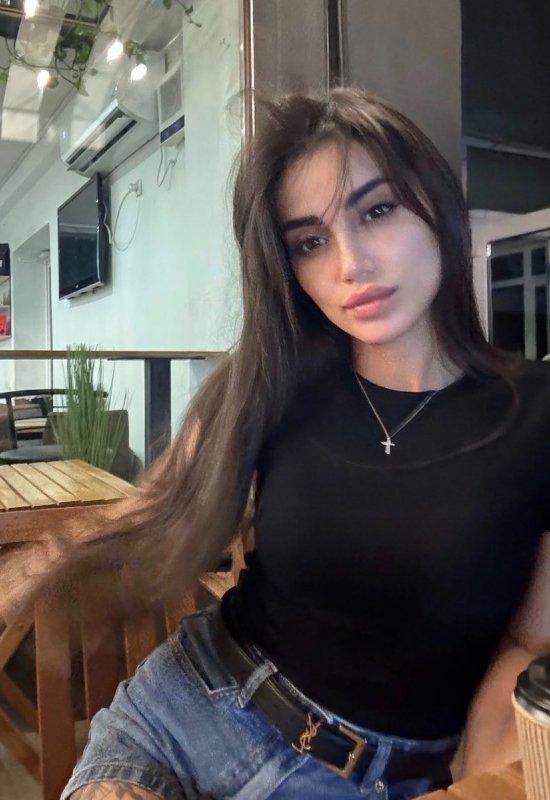 Kristina • 33 • Ukraine
