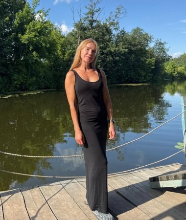 Gina, 40