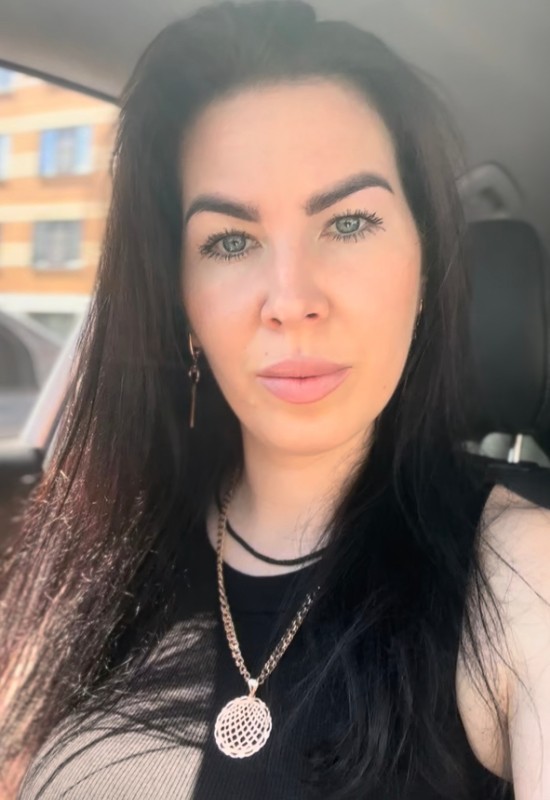 Nadezhda • 36 • Russie