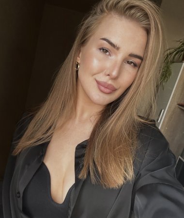 Alina, 24
