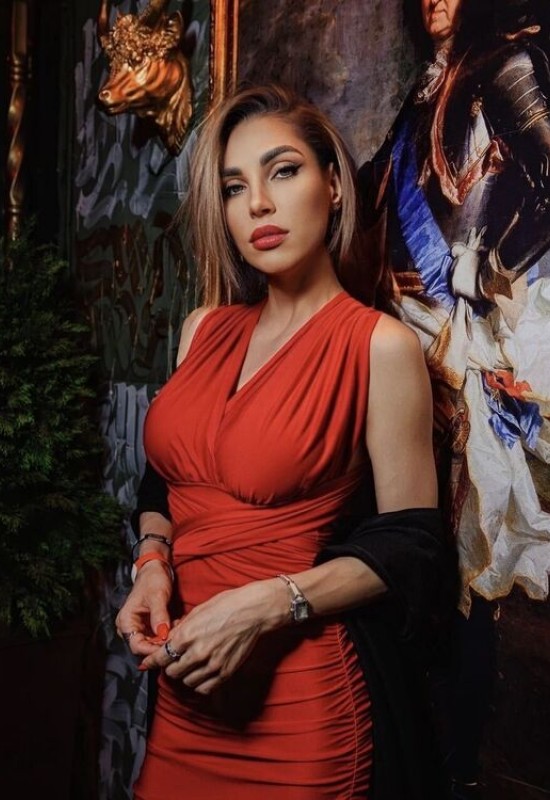 Galina • 33 • Russie