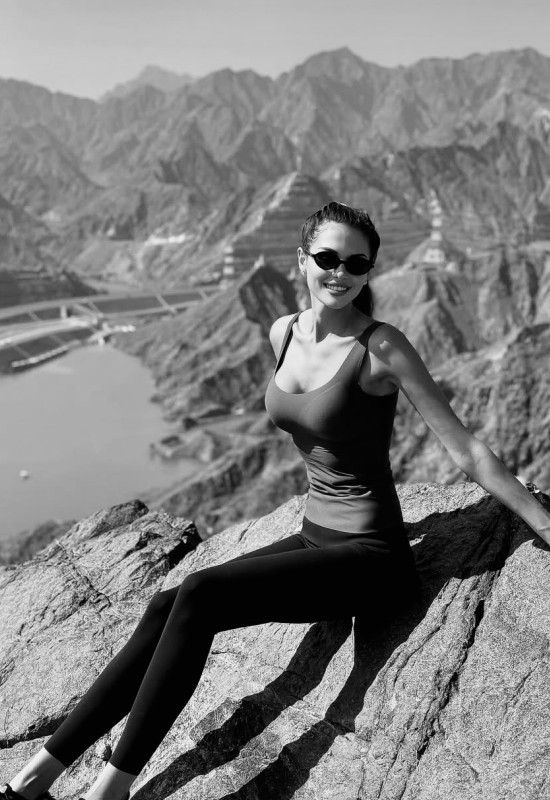 Arina  • 45 • Росія