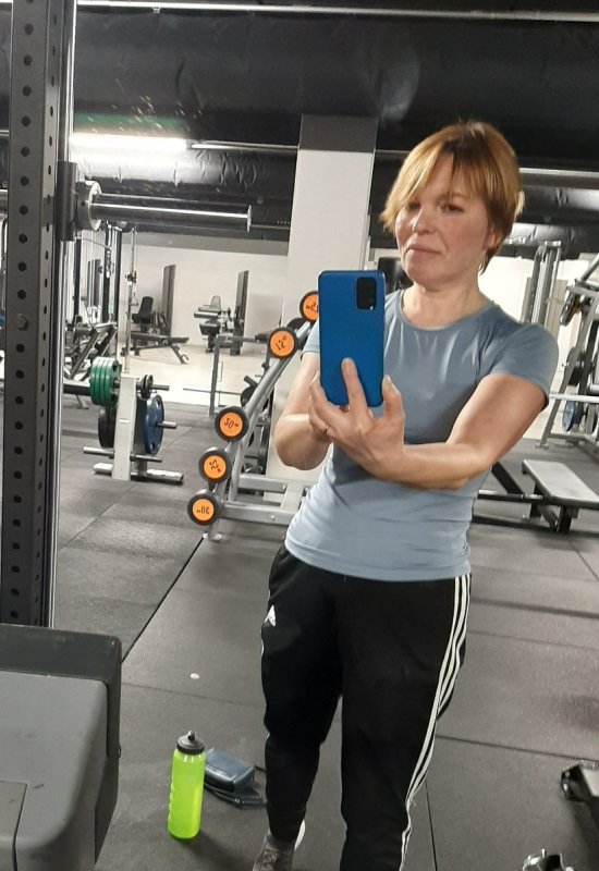 Natalia • 47 • Russie