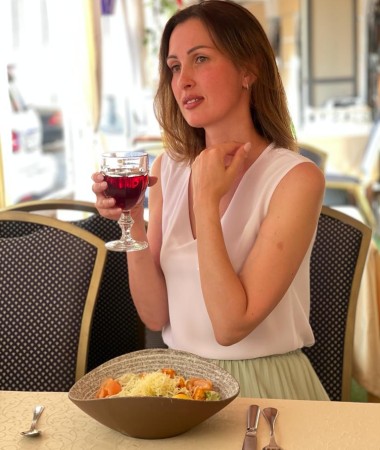 Marina, 43